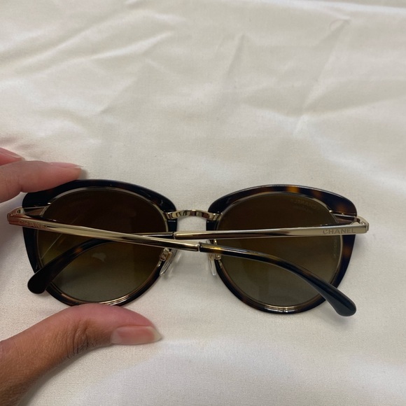 Chanel Tortoise Shell Sunglasses - Picture 3 of 4